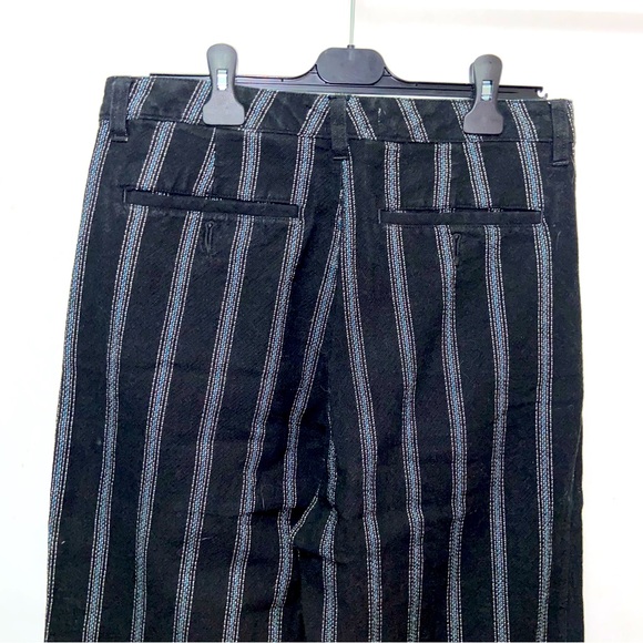 URBAN OUTFITTERS - Wide Leg Pinstripe Trousers - Picture 3 of 9